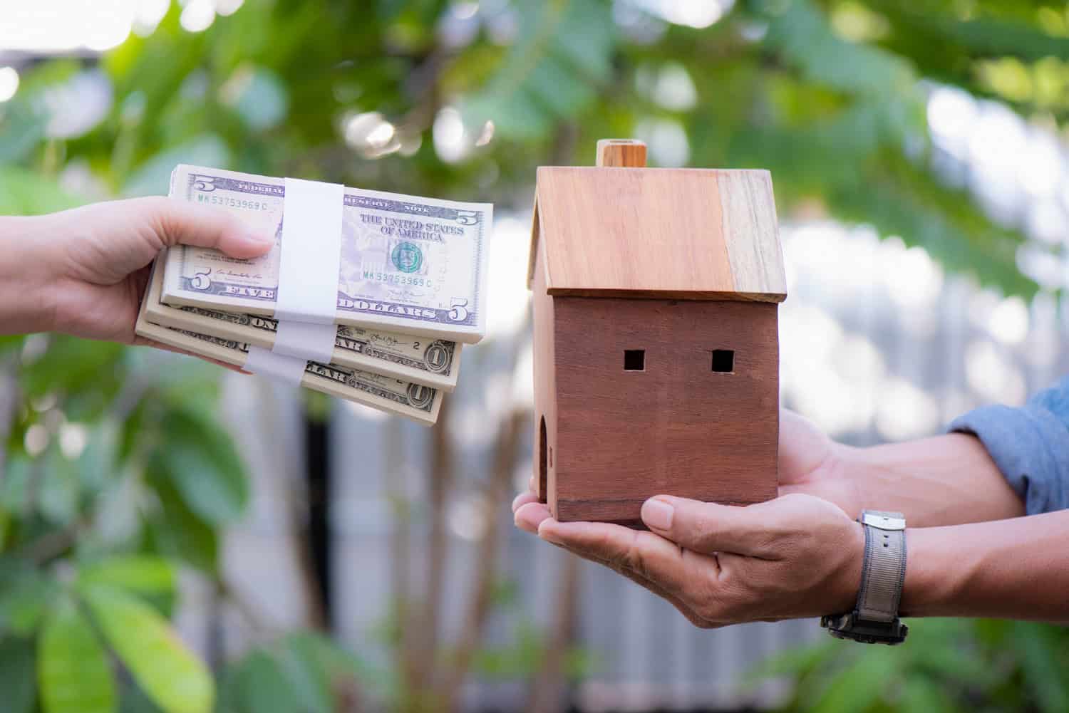 What You Need to Know Before Selling a House for Cash